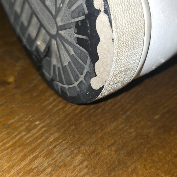 Air Jordan Retro I Mid - Picture 3 of 6